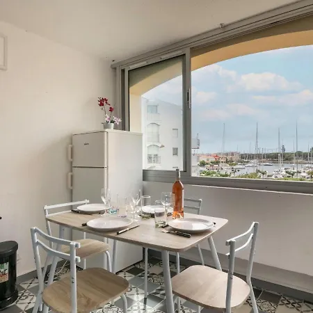 Les Heliades-2 By Interhome *